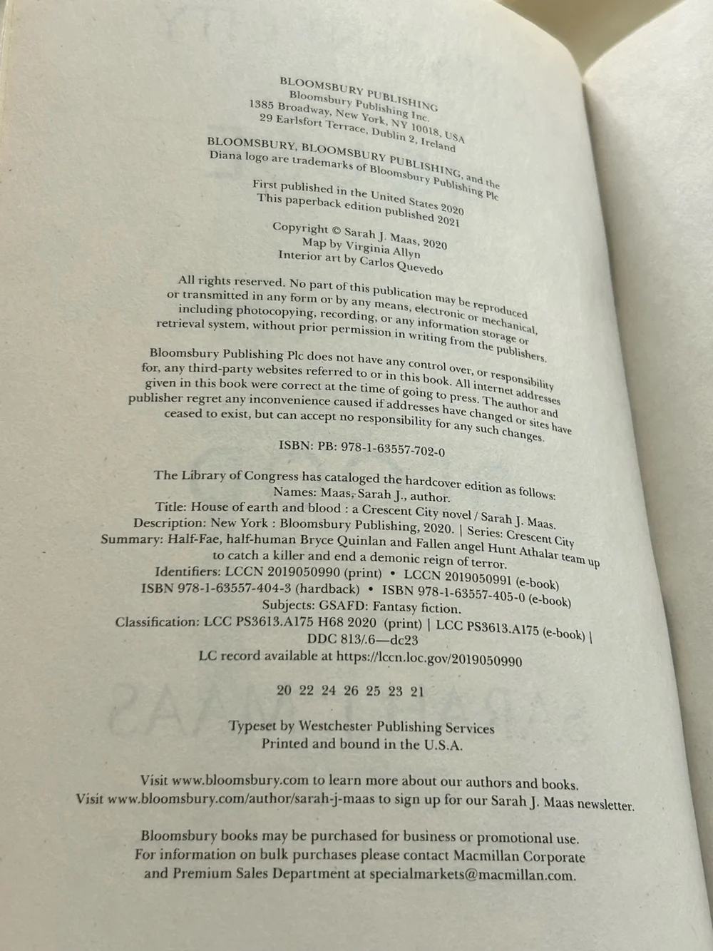 Sarah J Maas Crescent City House of Earth And Blood